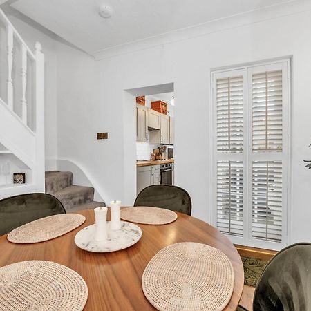 Charming Church Walk, Long Melford - 2 Bedroom Property With Parking Екстериор снимка